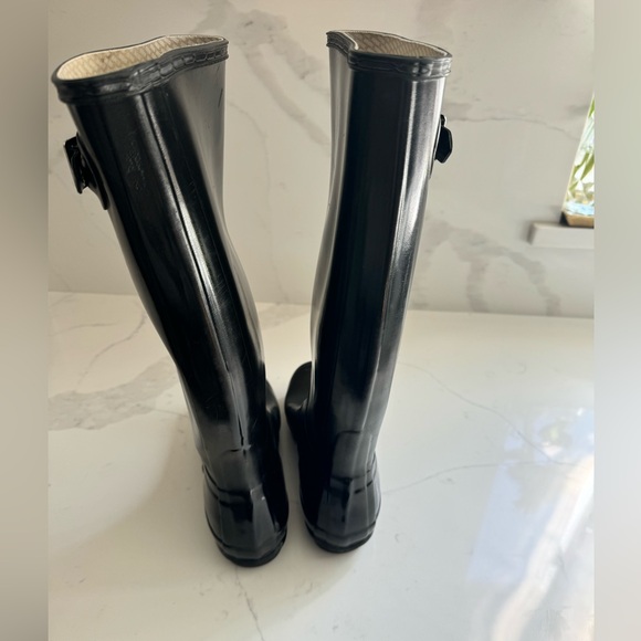 HUNTER ORIGINAL RAIN BOOT- Tall high gloss black Hunter rain boot - Picture 4 of 8